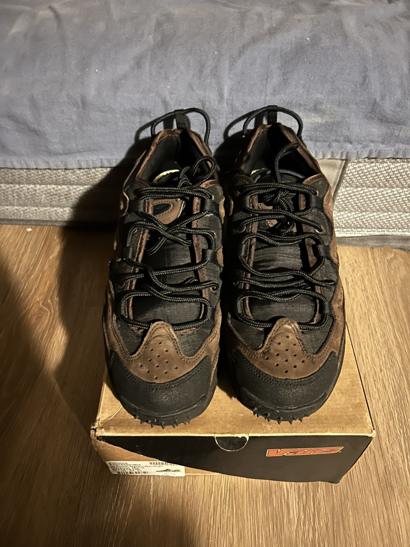 Hiking Vans Brown Shoes Size 13 Vintage