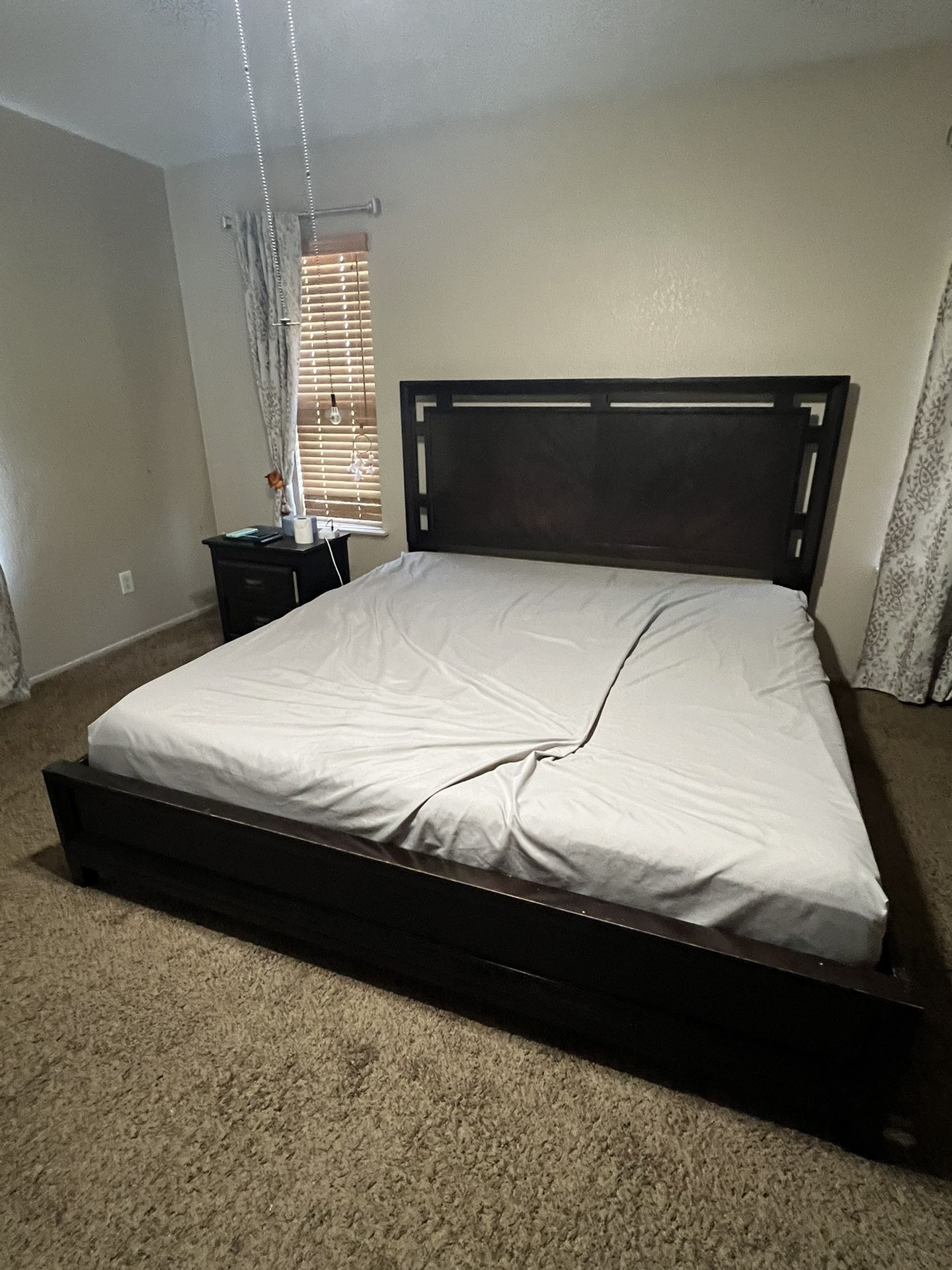 King Bedroom Set