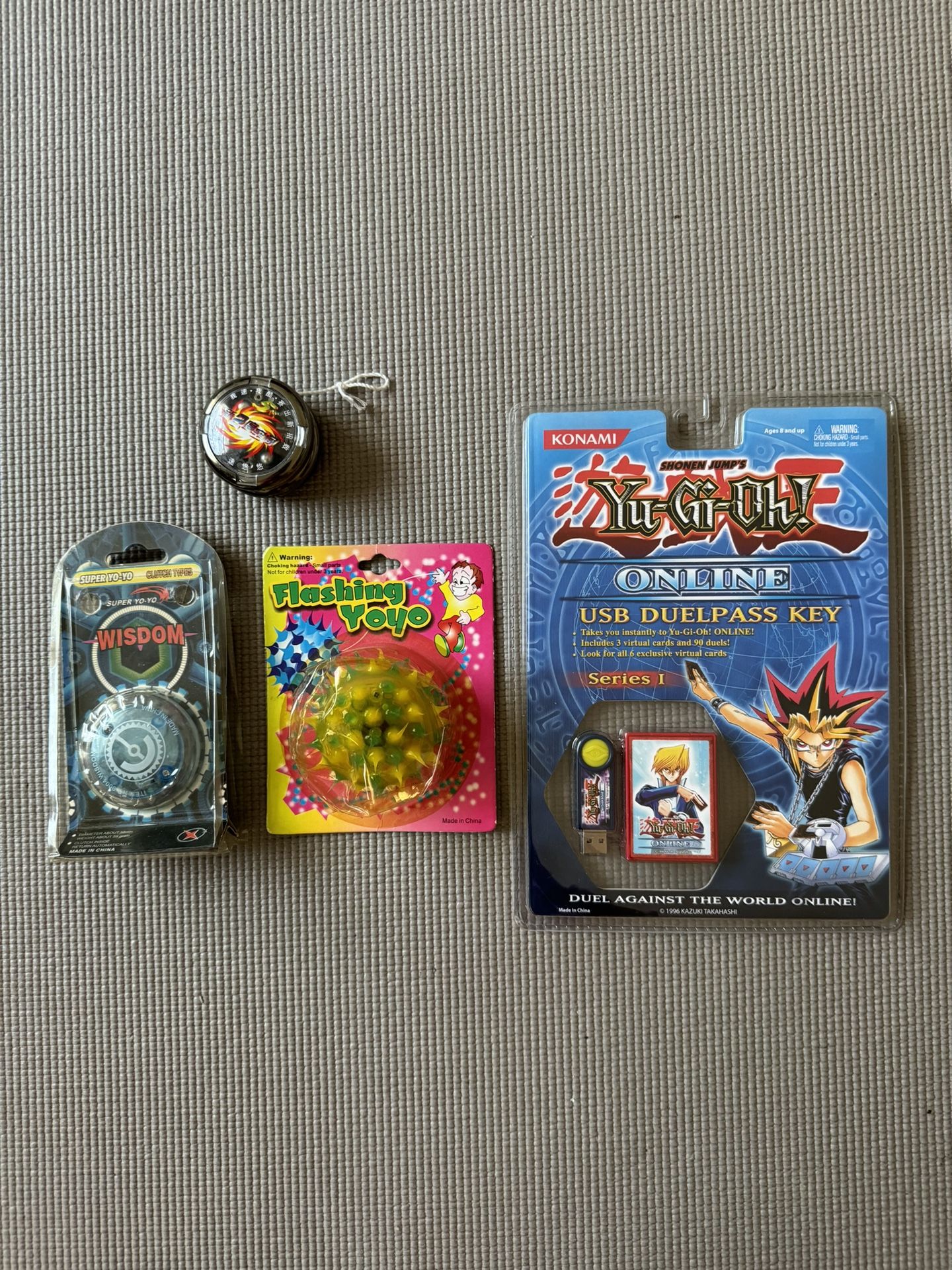 Brand New Sealed YU-GI-OH! Yugioh Online USB Duel Pass Key and three Yo-Yo