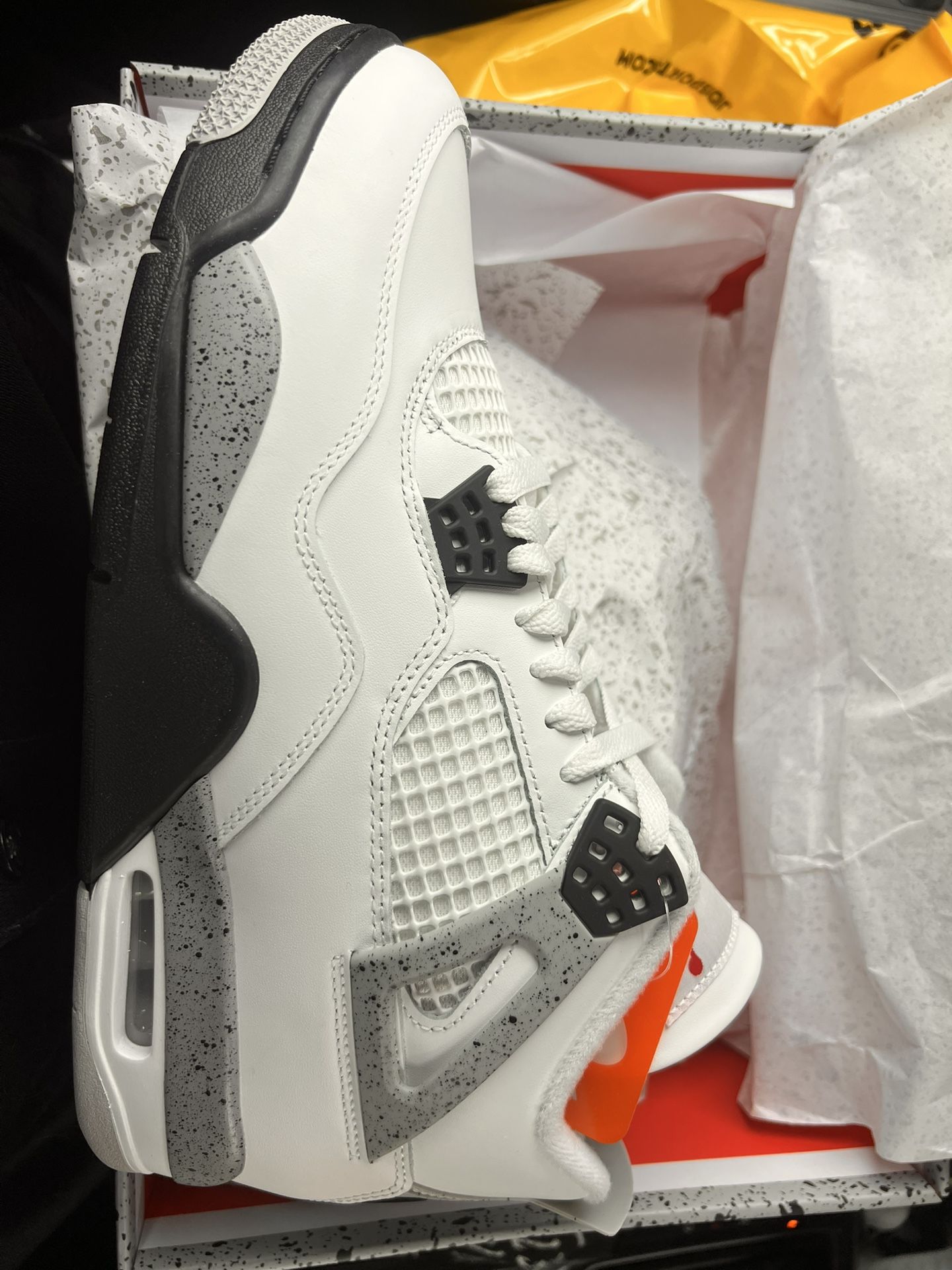 Jordan 4 White Cement 
