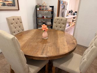 Dinning room set with chairs