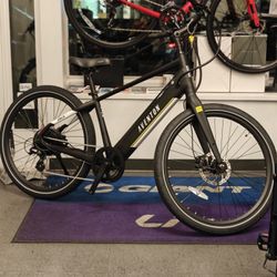 Cruiser Style E-Bike