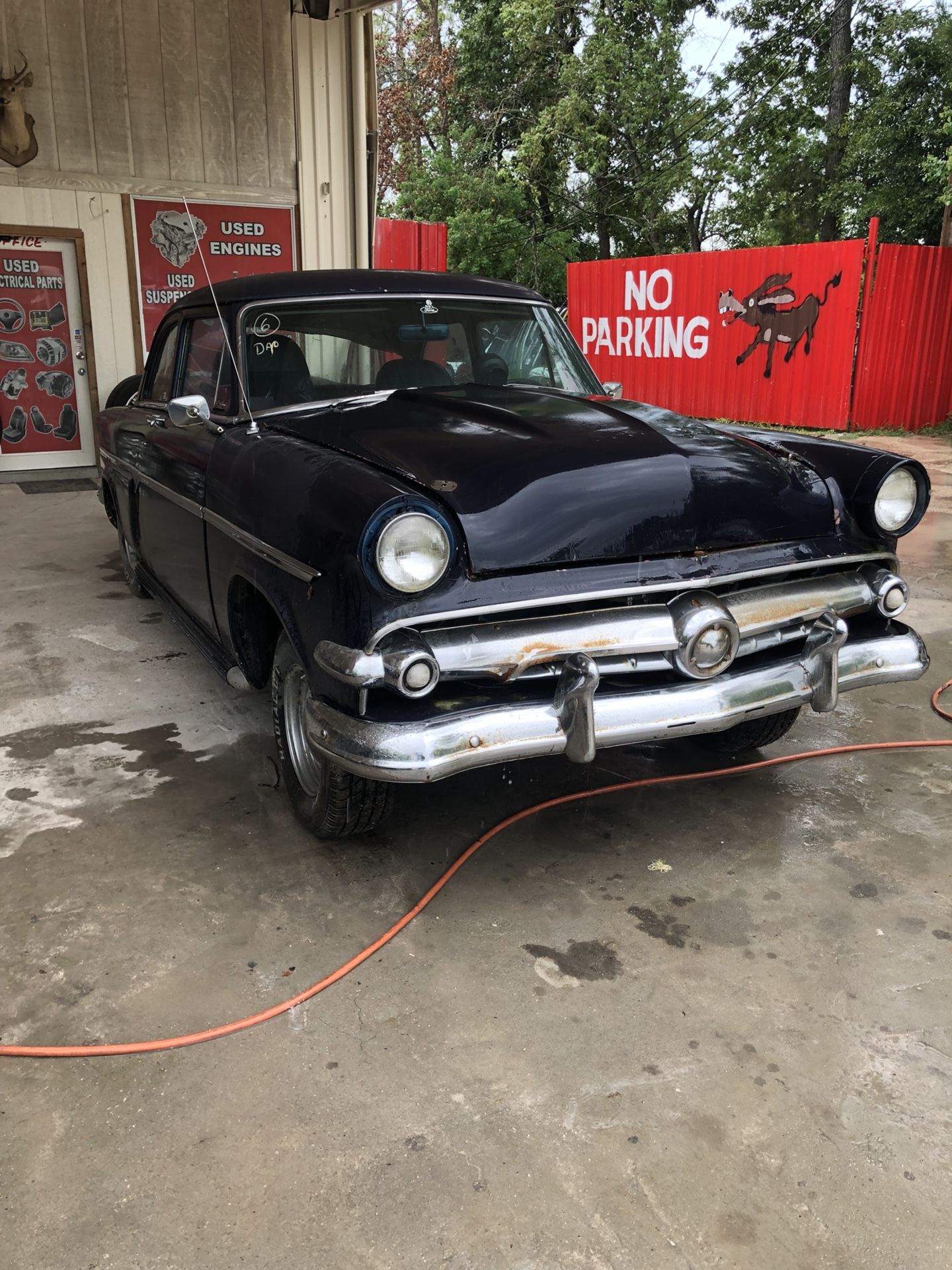 Old school FORD PROJECT CAR