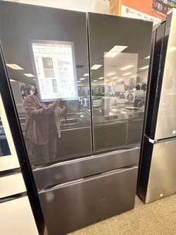 SAMSUNG BESPOKE FAMILY HUB FRENCH DOOR FEISGE ON SALE