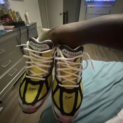 Nike Peganus Yellow 