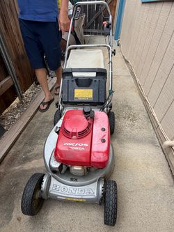 Used Honda HE195 Lawnmower