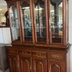 Solid Wood China Cabinet 