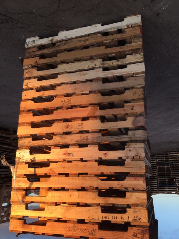 Pallets 48x40 for Sale in Las Vegas, NV OfferUp