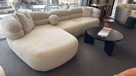 Modern New Style living room Sectional, Same day delivery 🚚