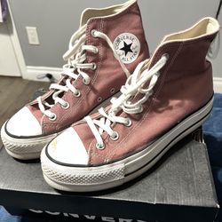 Converse Womens Size 9 