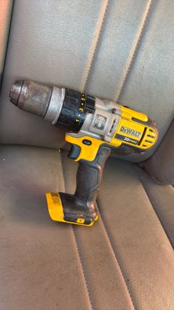 Dewalt Drill 20 V Max Without Battery 