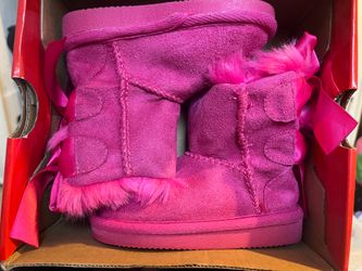 Girl boots