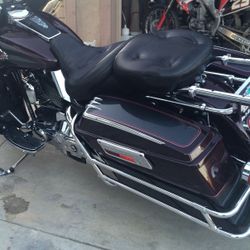 2006 Harley touring seat Mustang Seat 