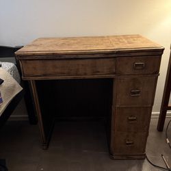 Antique Desk (sowing Machine)