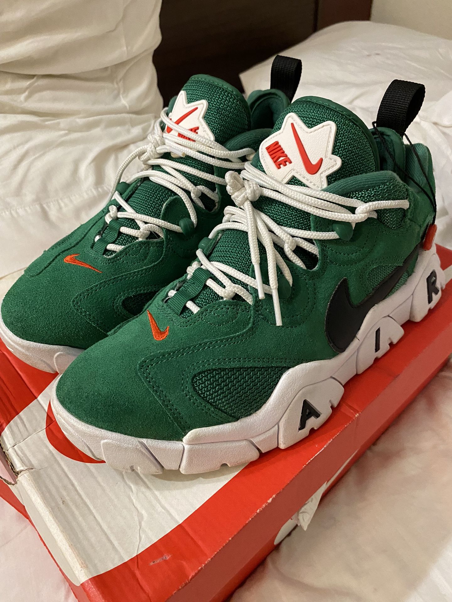Nike Air Barrage Low PRM ‘Heineken’