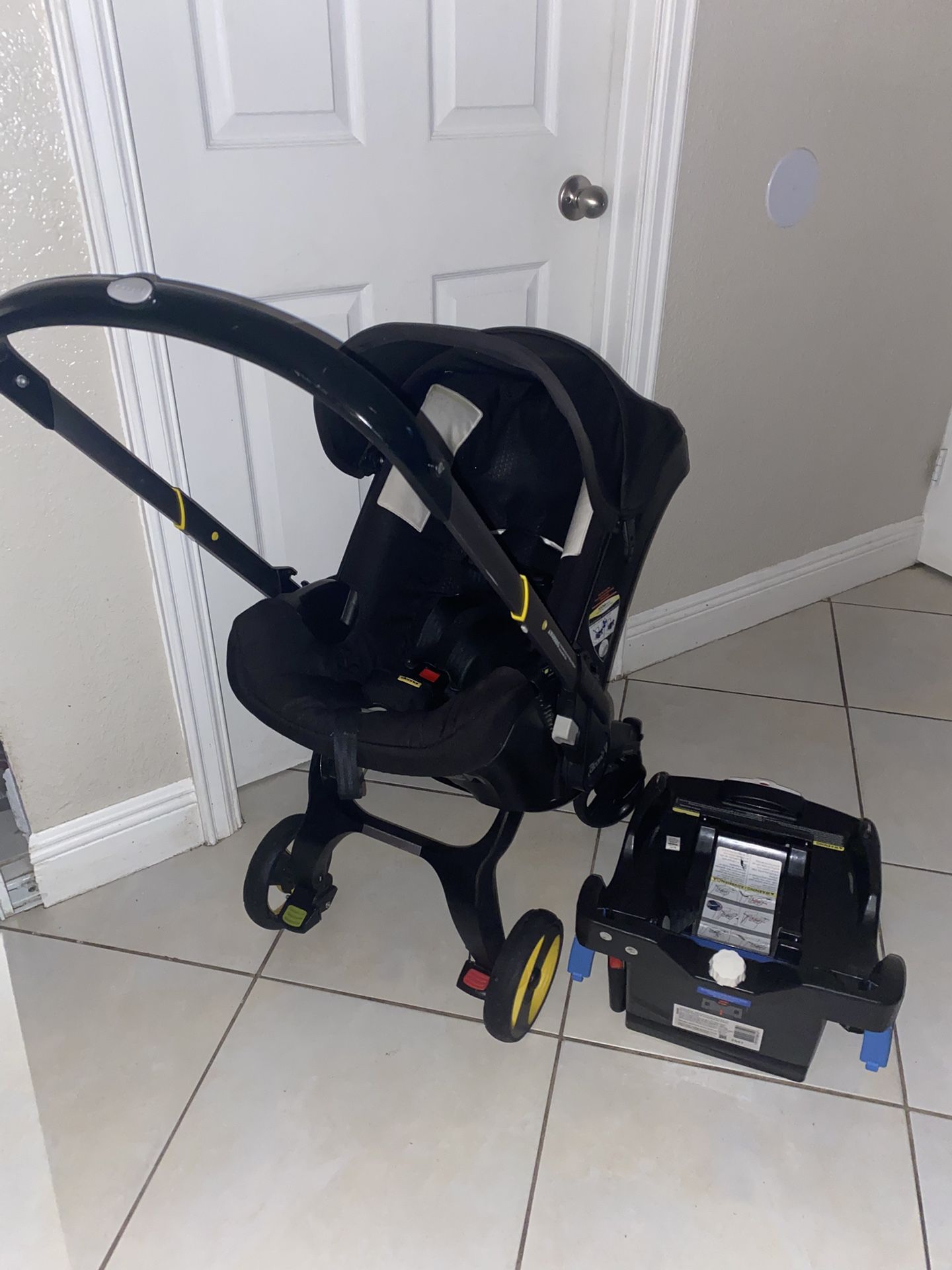 Doona Stroller With Base
