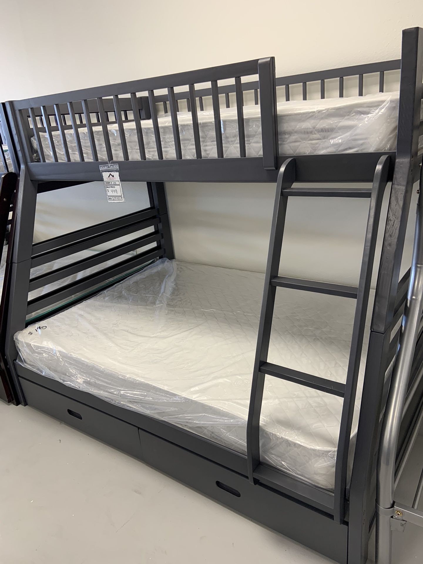 Brand New Bunk beds 2 different colors to choose from Espresso or Gray