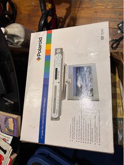 Polaroid under the cabinet vans dvd player