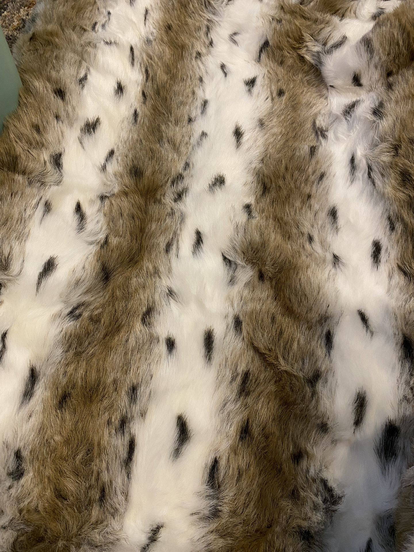 Dennis Basso Home Throw Faux Fur Throw 55“ X 68“ Color Links New