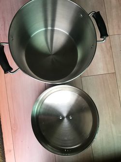 Stainless steel Havy pattern cookware with lid 10 Q Brand New Never use