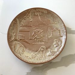 Vintage 1970s Frankoma Pottery Collector Plate