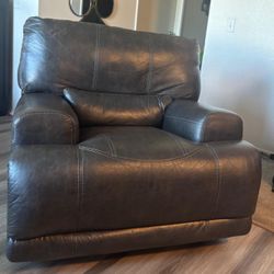$200 Recliner Couches 