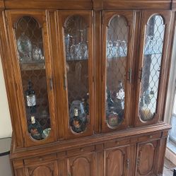 China cabinet 