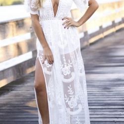 White lace dress 