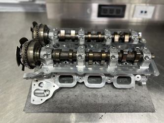 Jaguar Land Rover SC 3.0l Right Cylinder Head Assembly