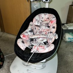 Mamaroo 4moms