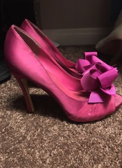 Pink High Heels with Bow Size 9