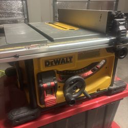 DeWalt Jobsite Table Saw