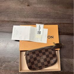 Louis Vuitton Mini Pochette
