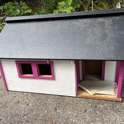 Toy/Doll House 