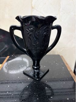 Vintage L.E. Smith Black Glass Trophy Cup