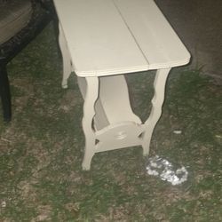 Antique/vintage Magazine Table