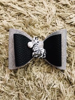 Handmade Zoo Inspired Bow 🦓