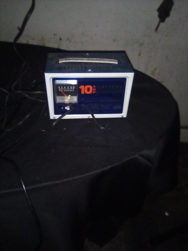 10 Amp Battery Charger