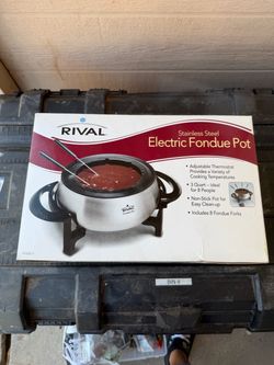 Fondue pot