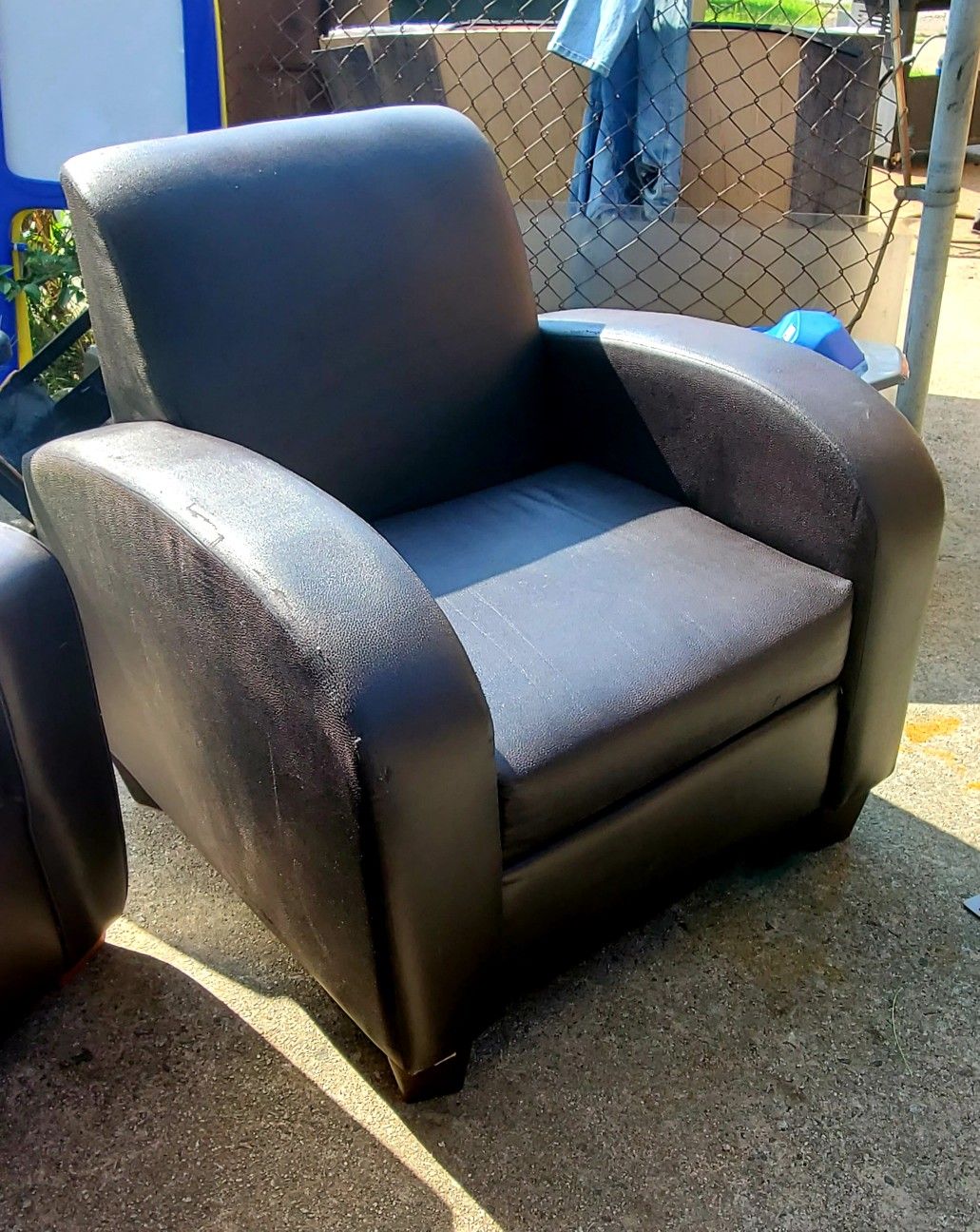 NICE Black leather ArmChair