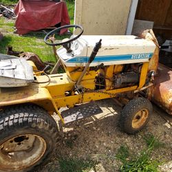 Cub Cadet 124