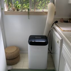 Portable Air Conditioner, 3-in-1 Free Standing Cooling AC Unit with Fan & Dehumidifier with Remote Control