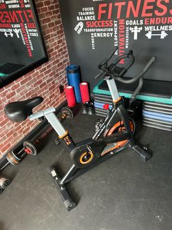 Wenoker  Exercise Bike