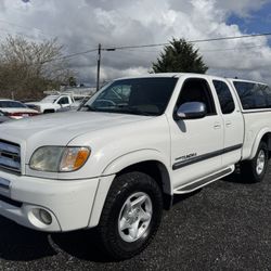 2003 Toyota Tundra SR5 Access Cab 4x4 Pickup 	•	4.7L V8 Engine 	•	4x4 	•	196k Miles 	•	Clean Title 	•	Clean Carfax 	•	New Water Pump 	•	Newer Tires 	•