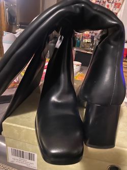 Black Knee High Block Heel Boots