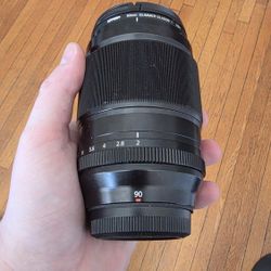 90mm F/2.0 Lense