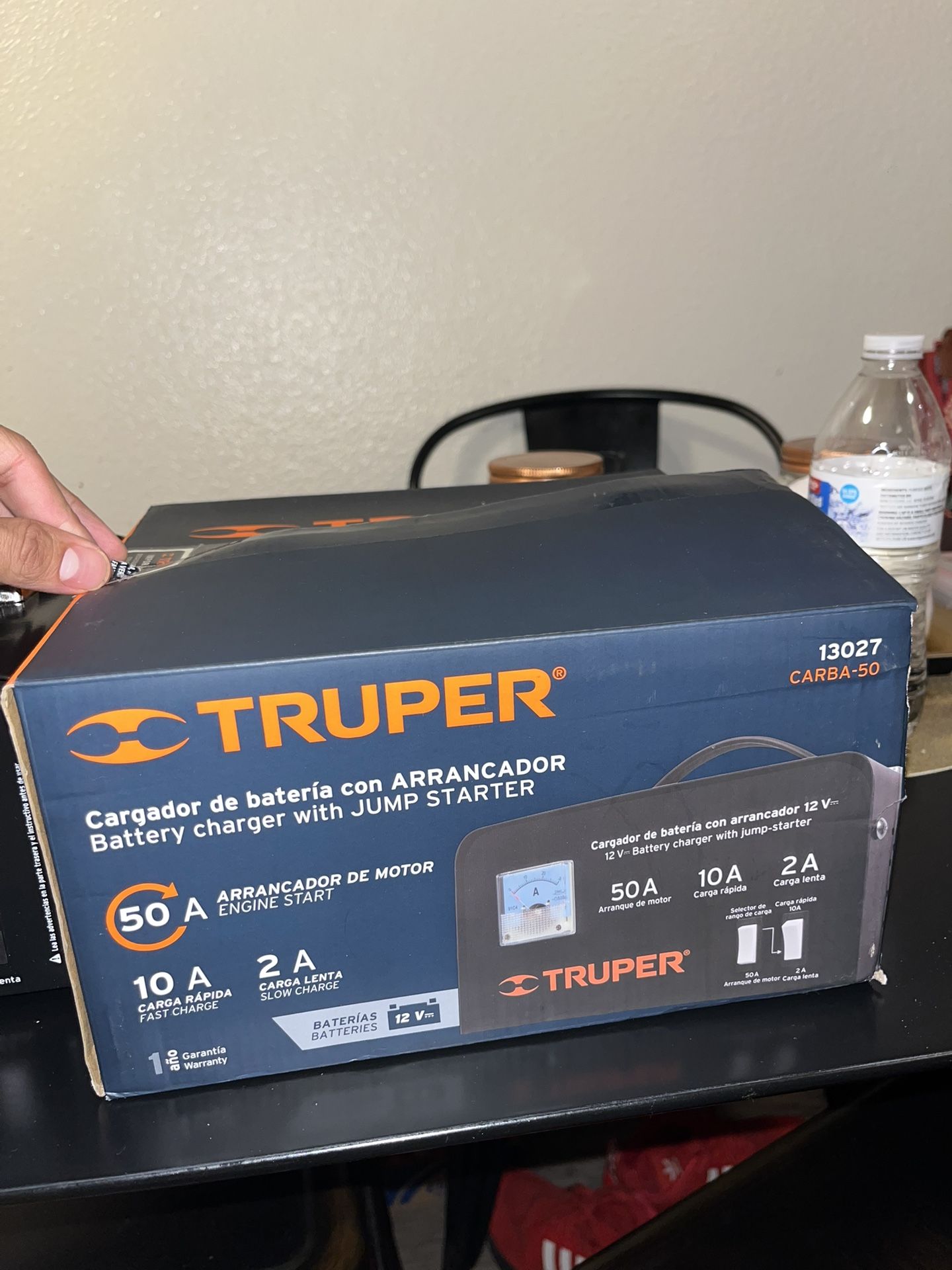 Cargador de batería con arrancador 12V