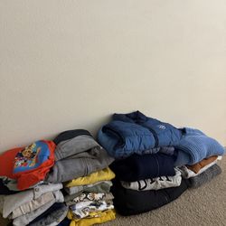 Boys Clothes Carters, H&M, Gap, Next. Size 4T-5T Coat, Vest, Jackets Sweaters. Great Condition Total 32 Items