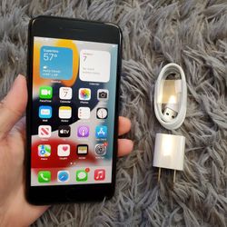 iPhone 8 Plus - UNLOCKED - Like New 