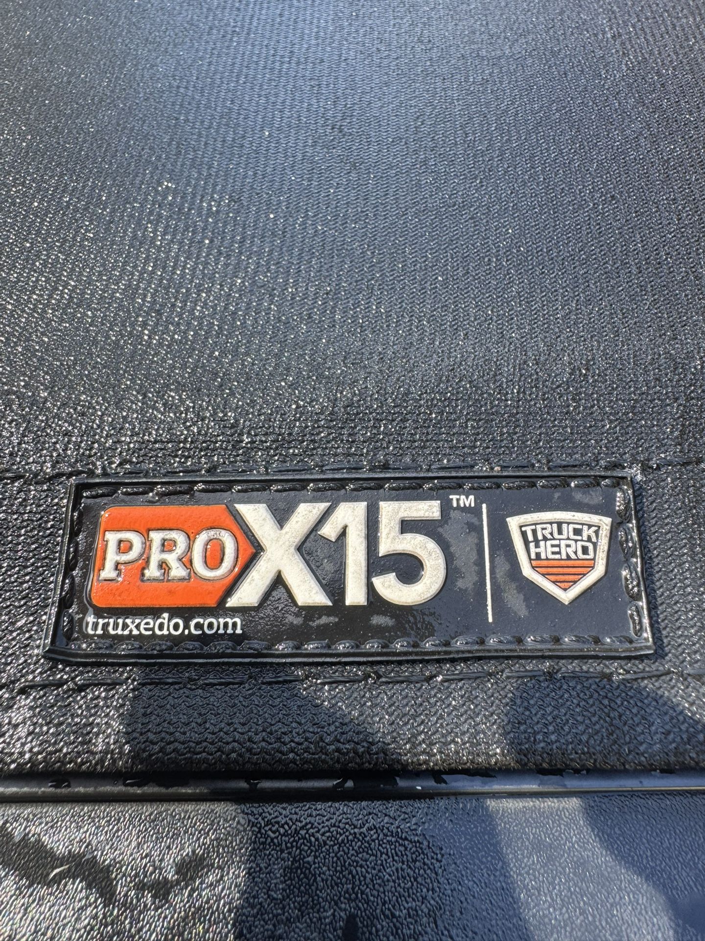 GMC tonneau bed cover, Truxedo Pro X15. 2019-2025 “Carbon Pro Bed”